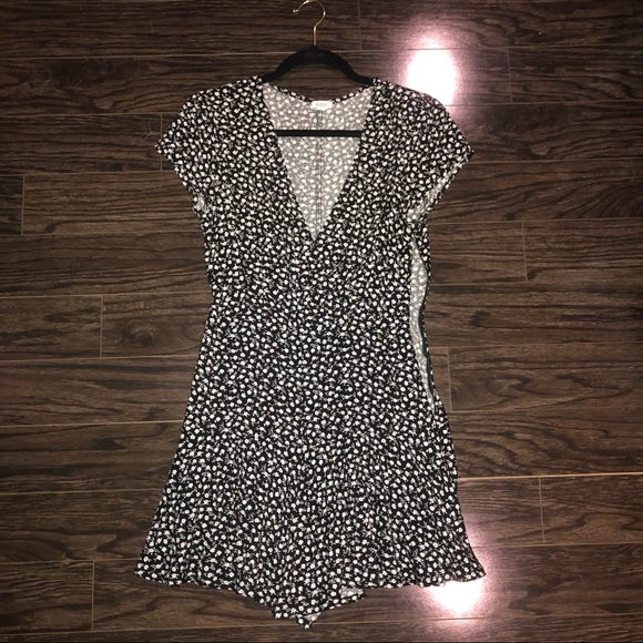 Floral romper 2/$30 - Picture 1 of 2